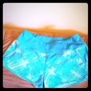 Under Armour Heat Gear Small athletic shorts Blue